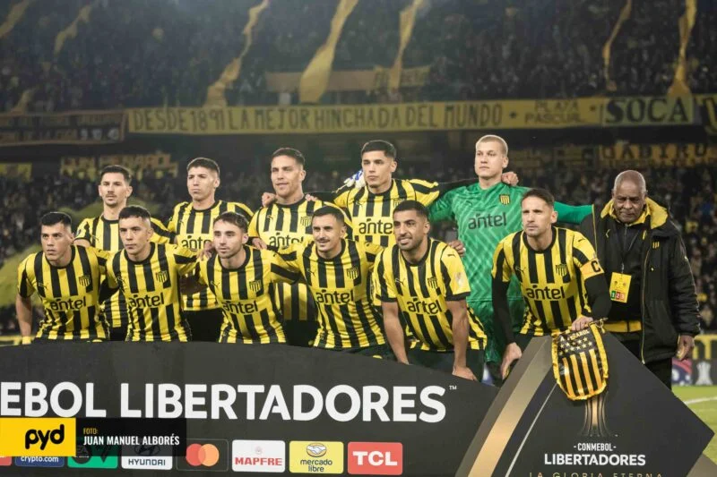 Foto del plantel de Peñarol 2024
